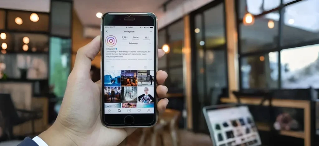 Avoid Posting on Instagram During These Times